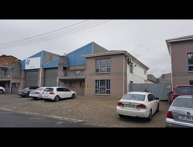 503M² FACTORY TO LET IN STIKLAND INDUSTRIAL